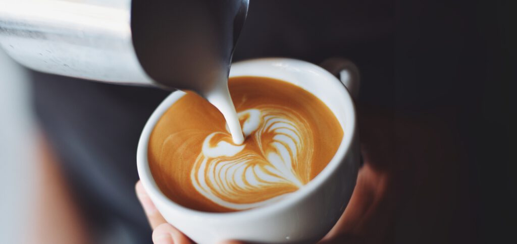 When you visit Maroochydore on the Sunshine Coast, enjoy expertly crafted coffee with beautiful latte art.